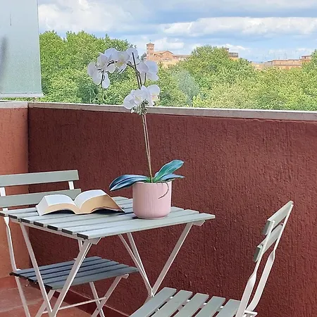 Ych-rifugio Incantato Sul Tevere Rome